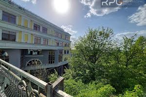 комерційна за адресою Київ, Володимирська вул., 4