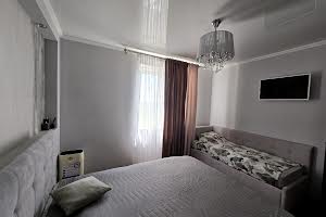 квартира за адресою Космонавтів просп., 79