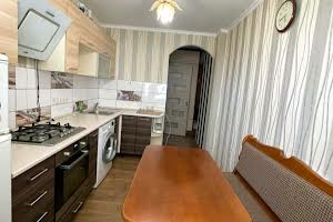 квартира за адресою Узбецька вул., 11