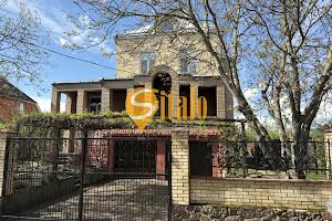 будинок за адресою Франка Івана