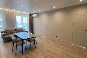 квартира за адресою Бориса Тлехаса вул., 19