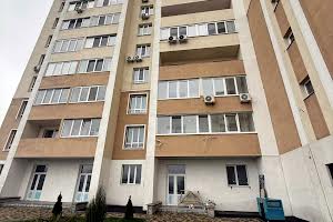 комерційна за адресою Чубинського вул., 8-Б