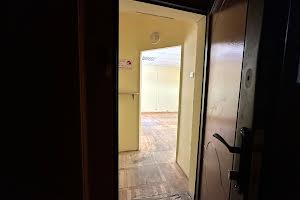 комерційна за адресою Кловський узвіз, 18