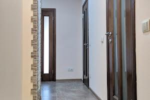 квартира за адресою Хотинська вул., 12