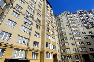 квартира за адресою Василя Симоненка вул., 39