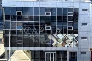 комерційна за адресою Нововокзальна вул., 2А