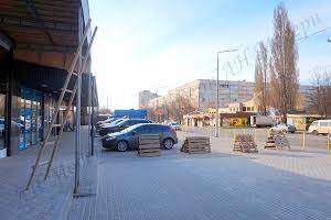 комерційна за адресою вул.Соборності України, 238