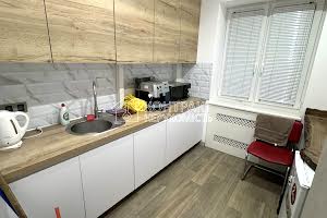квартира за адресою Науки, 37