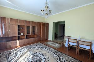 будинок за адресою Головна