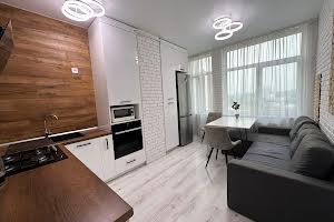 квартира за адресою Юнацька, 6