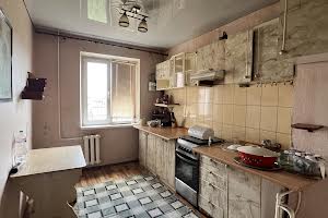 квартира за адресою Волонтерів вул., 38