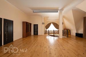 будинок за адресою Крутогірна вул., 8
