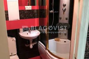 комерційна за адресою Костянтинівська вул., 63/12