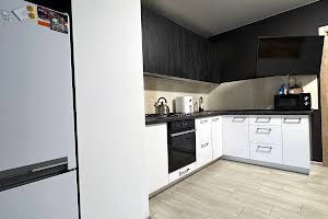квартира за адресою Співдружності вул., 1