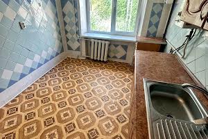 квартира за адресою Космонавтів просп., 78