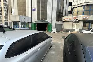 комерційна за адресою Лариси Руденко вул., 6-А
