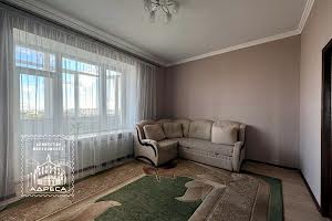 квартира за адресою Гайдамацька вул. (Марфи Струтинської), 2в