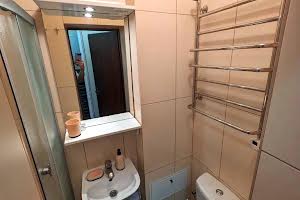 квартира за адресою Під Дубом вул. (Космонавтів), 6а