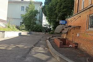 коммерческая по адресу Лютеранская ул., 12