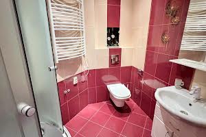 квартира за адресою Соборності вул. (Жовтнева), 77а