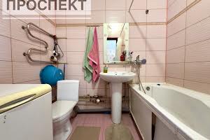 квартира за адресою Воскресенська вул., 13-Б