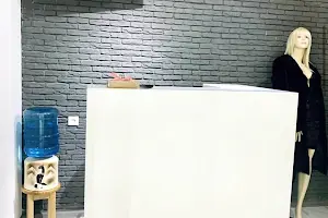 комерційна за адресою Європейська вул., 4