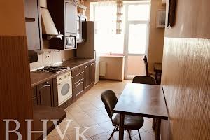 квартира за адресою петлюри, 54а