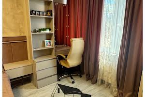 квартира за адресою Героїв Крут вул. (Черепіна), 42