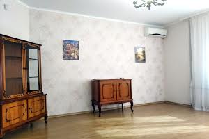 квартира за адресою Добровольців вул. (Маршала Говорова), 10/3