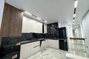 квартира за адресою Степана Бандери вул., 77