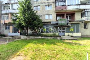 комерційна за адресою Прикордонників вул., 6А