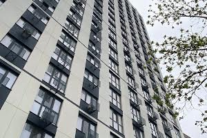 квартира за адресою Літературна вул., 10 б