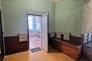 комерційна за адресою Січеславська Набережна вул., 16-А
