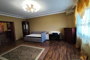 квартира за адресою Старицького вул., 20/1