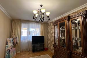 квартира за адресою Гната Хоткевича вул., 75А