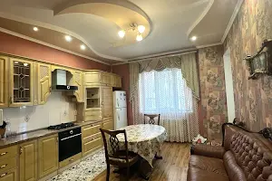 квартира за адресою Небесної Сотні просп. (Маршала Жукова), 3А/1
