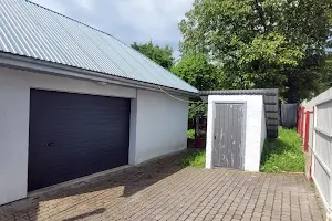 будинок за адресою Академіка Грушевського вул.