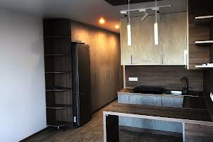 квартира за адресою Центральна вул., 19