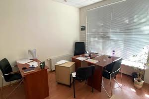 комерційна за адресою Бригадна вул., 11