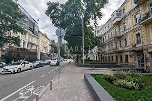 комерційна за адресою Богдана Хмельницького вул., 29