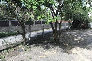 участок по адресу Лугова