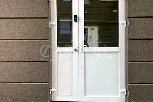комерційна за адресою Вишгородська вул., 45/2