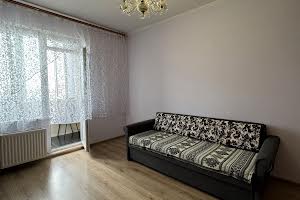 квартира по адресу Радужный массив ул., 16