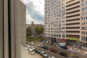 комерційна за адресою Київ, Голосіївська вул., 42