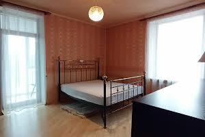 квартира за адресою Кривий Ріг, Захисників України пл. (Визволення), 3