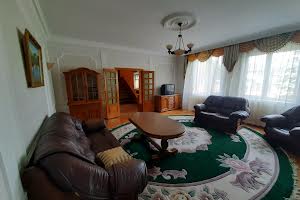 дом по адресу Кучанська, 3