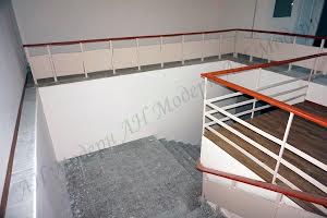 коммерческая по адресу Валентинівська вул., 31