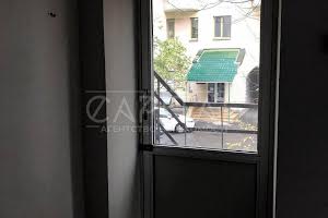 комерційна за адресою Дмитрівська вул., 44б