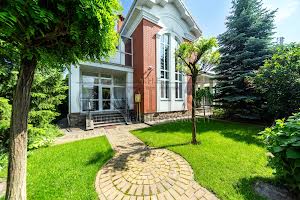 будинок за адресою Світанкова вул., 38