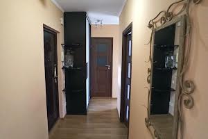 квартира за адресою Кирила Трильовського вул., 26